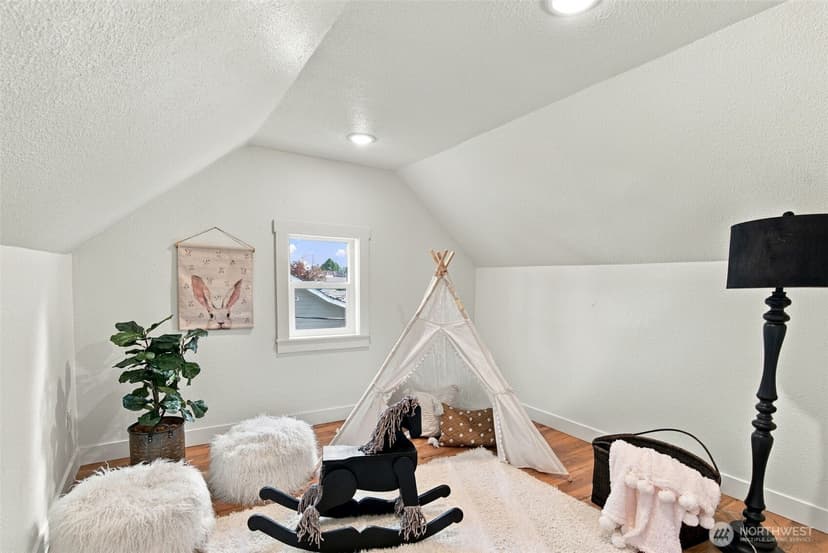 Property photo for 429 M Street NE, Auburn photo 25