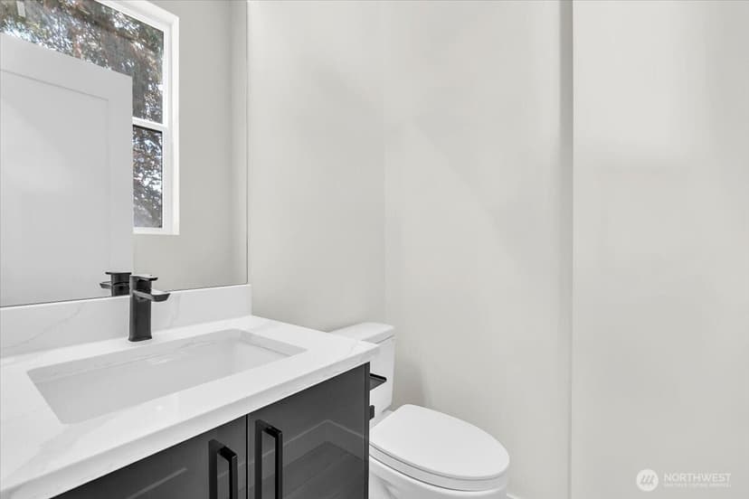 Property photo for 7005 NE 182nd St #102, Kenmore photo 8