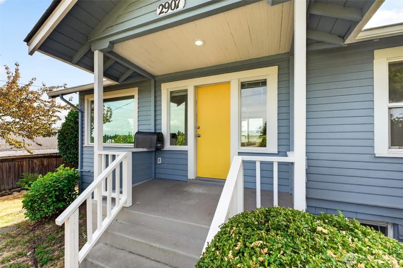 Property photo for 2907 SW Cloverdale Street, Seattle photo 2