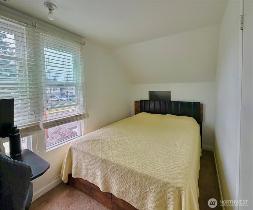 Property photo for 927 7th Avenue SW, Puyallup photo 14