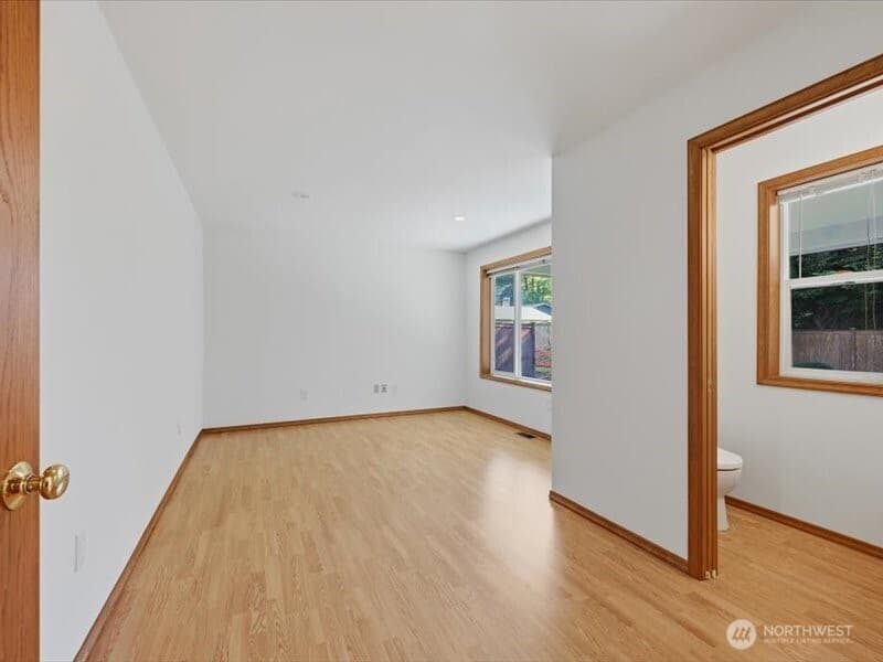 Property photo for 7926 N 9 Street, Tacoma photo 14