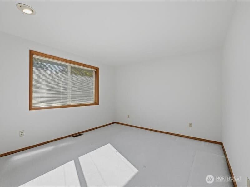 Property photo for 7926 N 9 Street, Tacoma photo 24