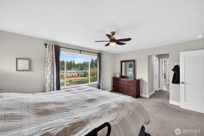 Property photo for 10230 Sentinel Loop, Gig Harbor photo 27