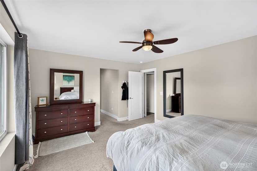 Property photo for 10230 Sentinel Loop, Gig Harbor photo 28