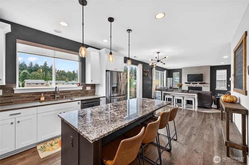 Property photo for 10230 Sentinel Loop, Gig Harbor photo 12