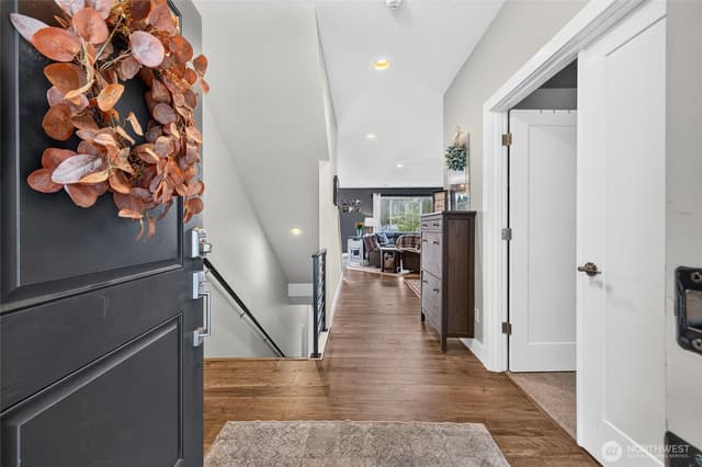 Property photo for 10230 Sentinel Loop, Gig Harbor photo 4