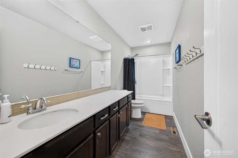 Property photo for 10230 Sentinel Loop, Gig Harbor photo 24