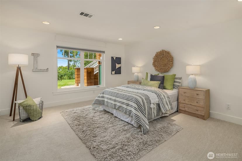 Property photo for 8105 SE 44th Street, Mercer Island photo 30