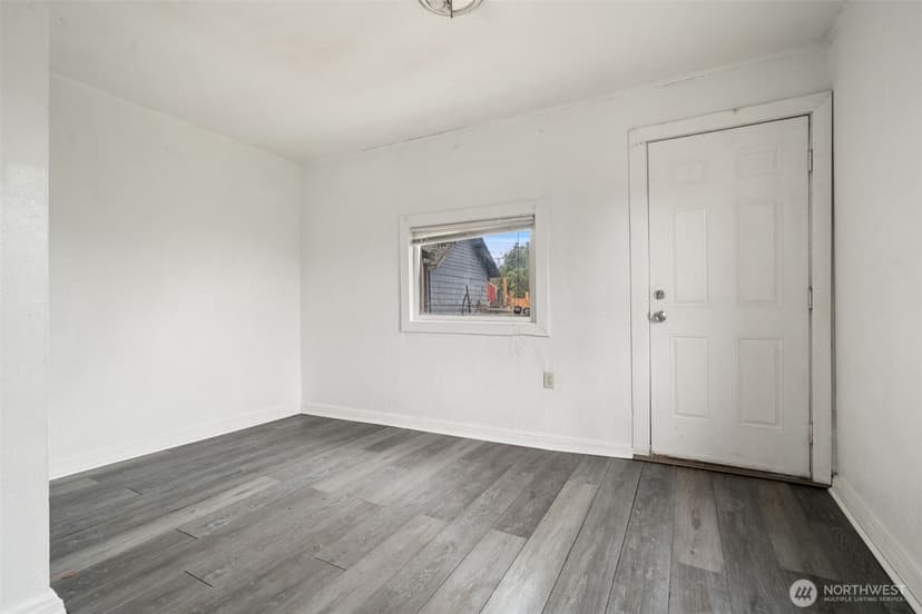 Property photo for 839 10th Street, Bremerton photo 19