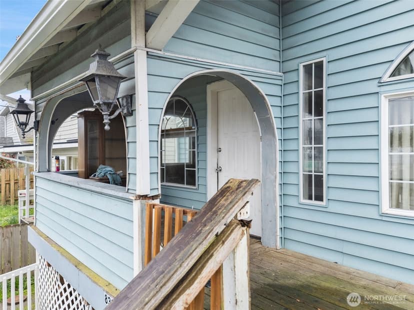 Property photo for 839 10th Street, Bremerton photo 2
