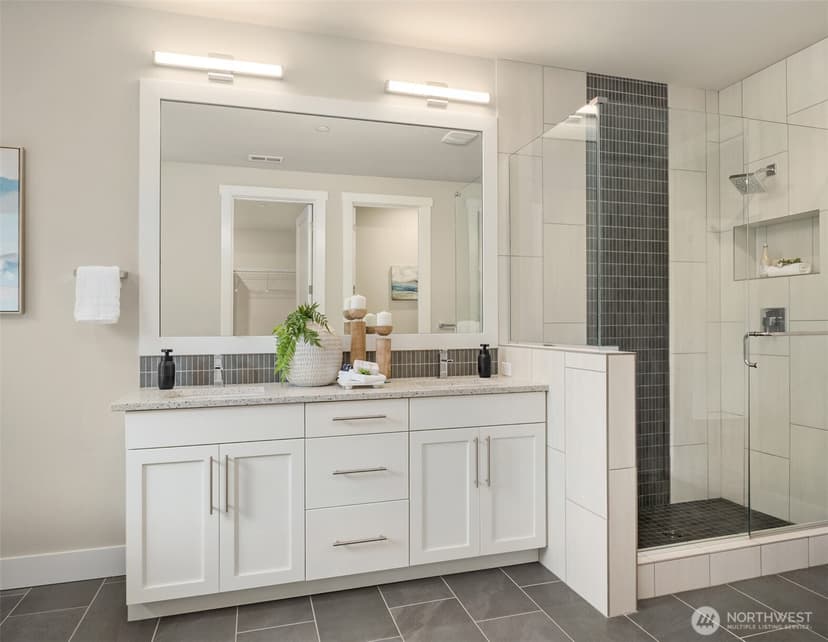 Property photo for 7238 NE 129th Street, Kirkland photo 24