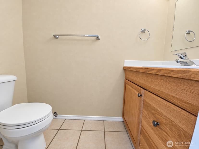 Property photo for 1499 Diamond Head Avenue SW #2, Ocean Shores photo 36