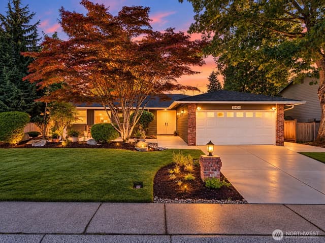 Property photo for 13426 117th Avenue NE, Kirkland photo 3
