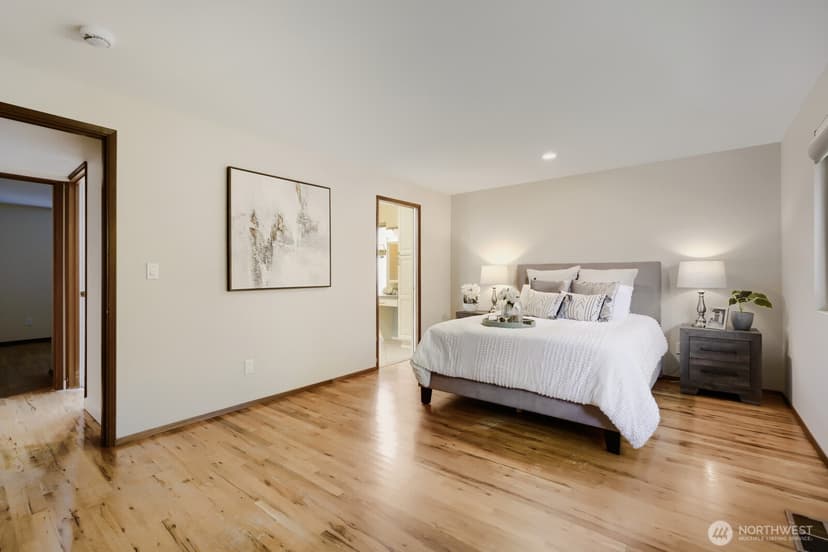Property photo for 13426 117th Avenue NE, Kirkland photo 19
