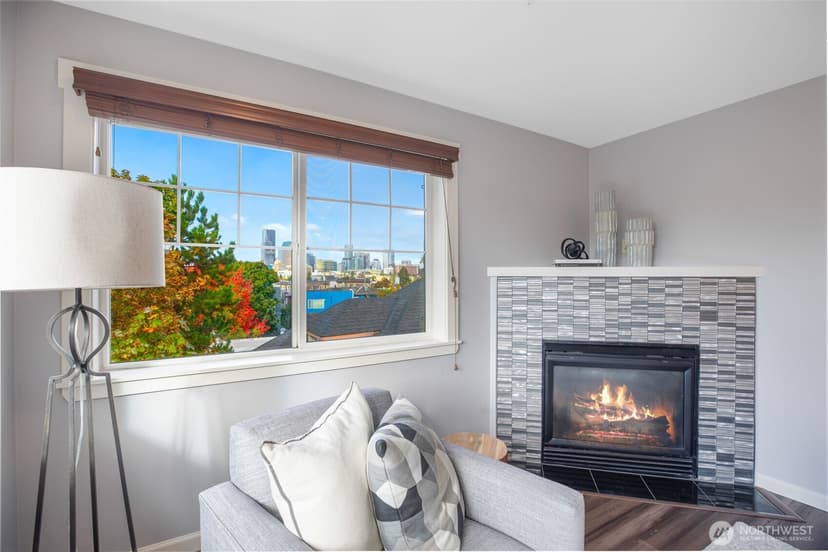 Property photo for 107 Ave. 20th #401, Seattle photo 23