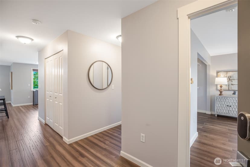 Property photo for 107 Ave. 20th #401, Seattle photo 14