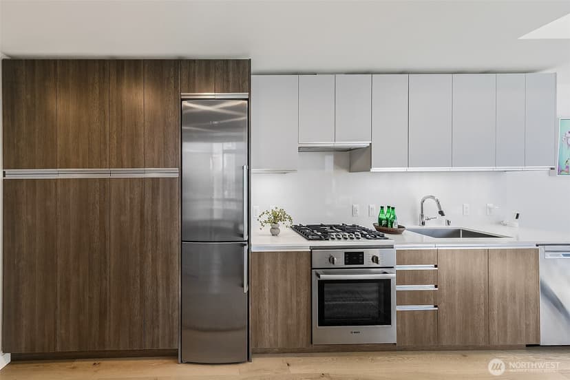 Property photo for 800 Columbia Street #1801, Seattle photo 8
