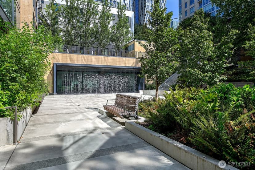 Property photo for 800 Columbia Street #1801, Seattle photo 30