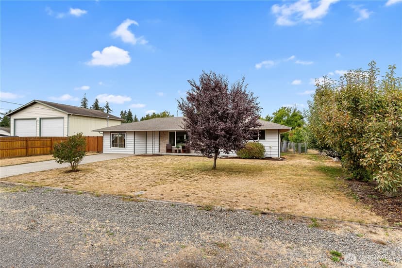 Property photo for 5221 86th Place NE, Marysville photo 3