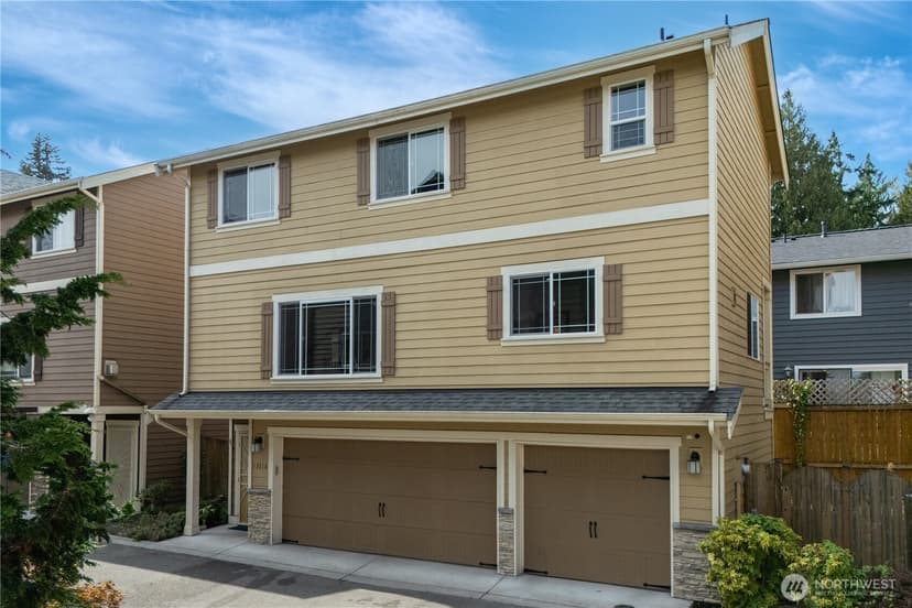 Property photo for 13216 33rd Place W #3, Lynnwood