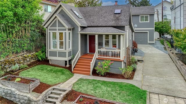 Property photo for 3907 S Edmunds Street, Seattle