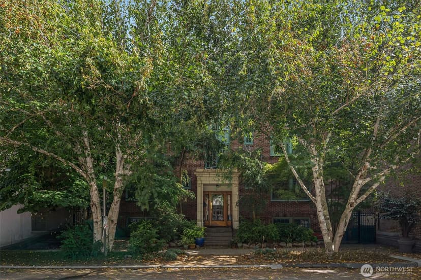 Property photo for 408 Bellevue Avenue E #201, Seattle photo 32
