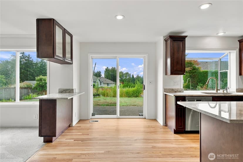 Property photo for 1603 Ilwaco Avenue NE, Renton photo 11