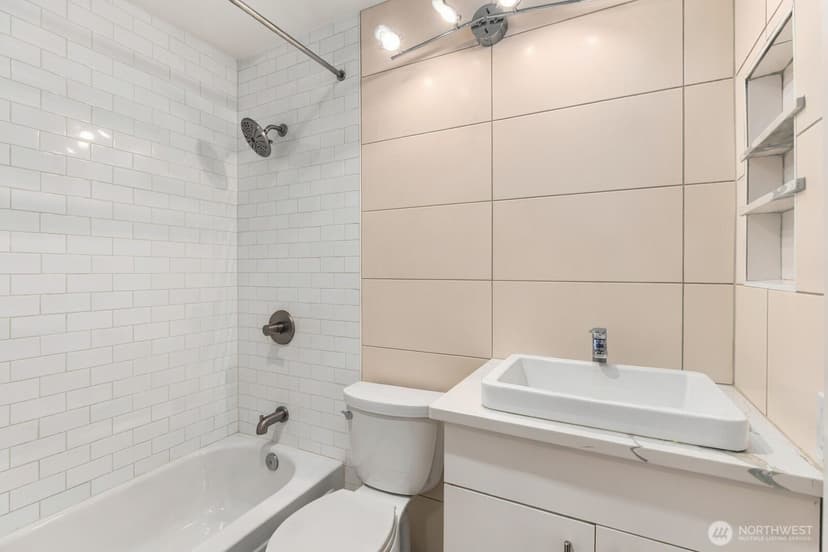 Property photo for 2670 118th Avenue SE #9-103, Bellevue photo 19