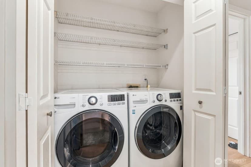Property photo for 2670 118th Avenue SE #9-103, Bellevue photo 15
