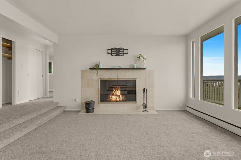 Property photo for 1707 Markham Avenue NE, Tacoma photo 12
