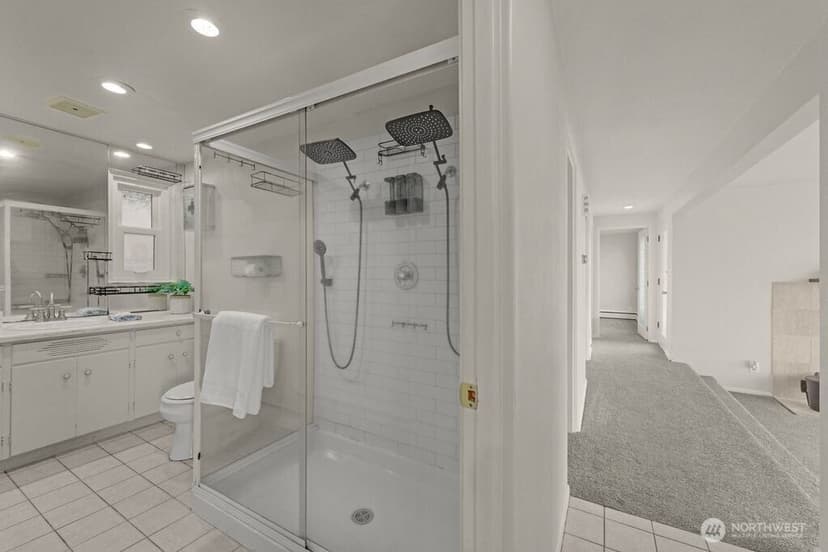 Property photo for 1707 Markham Avenue NE, Tacoma photo 15