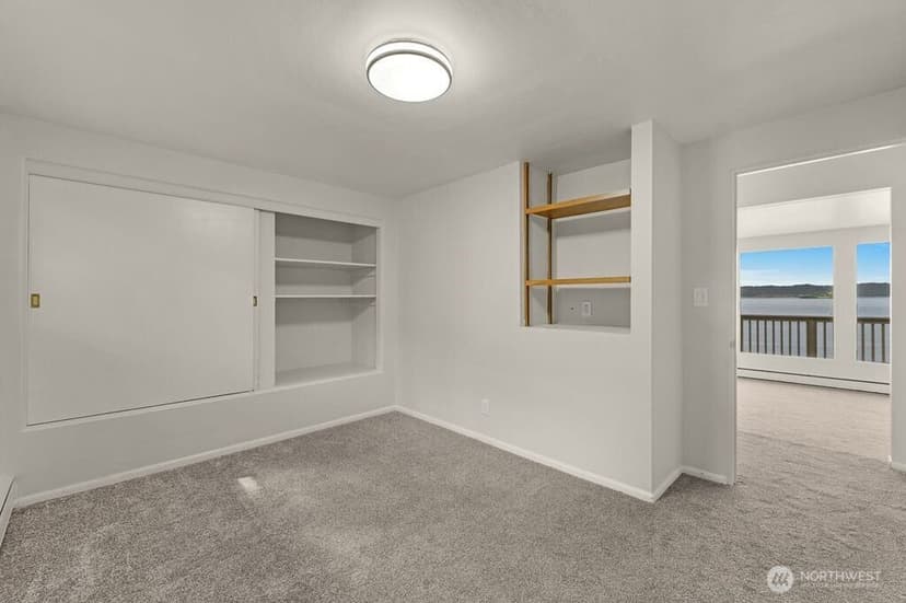Property photo for 1707 Markham Avenue NE, Tacoma photo 17