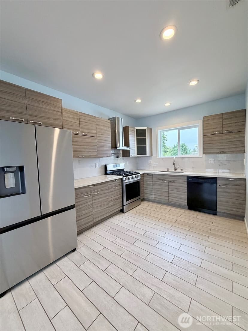 Property photo for 2305 S Brandon Street, Seattle photo 6