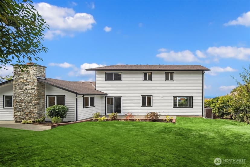 Property photo for 147 S 294th Place, Federal Way photo 14