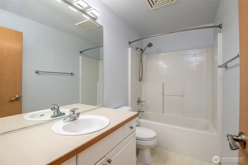 Property photo for 5123 Quincy Avenue SE, Auburn photo 26