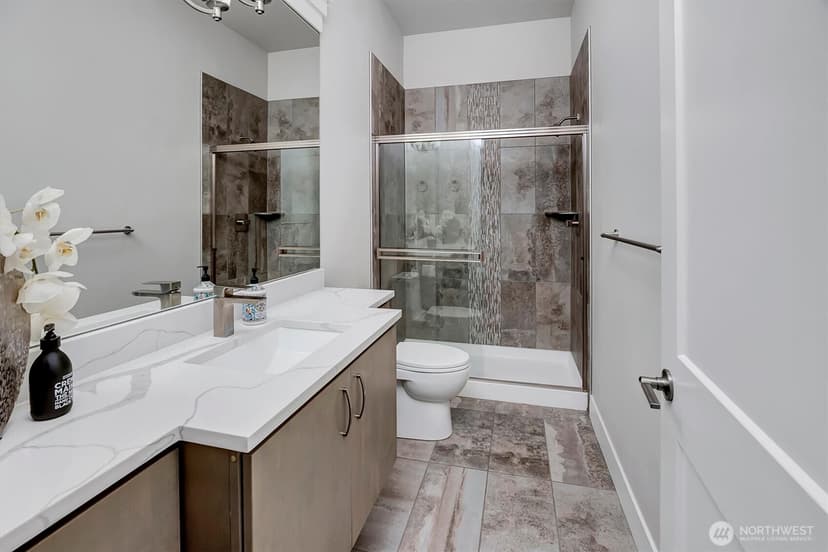 Property photo for 16013 SE 140th Street, Renton photo 23