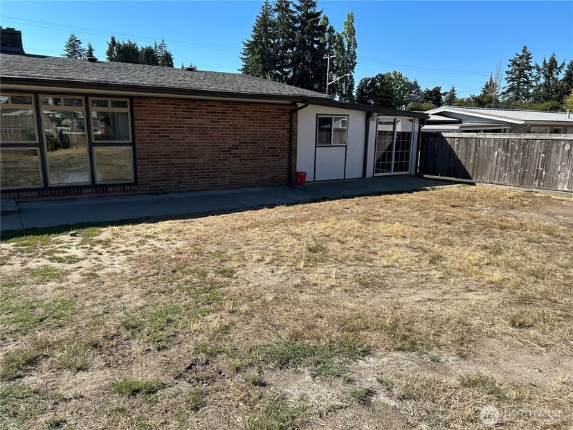 Property photo for 9015 Hipkins Road SW, Lakewood photo 20