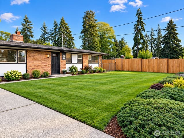 Property photo for 9015 Hipkins Road SW, Lakewood