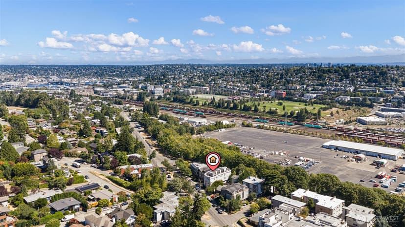 Property photo for 2314 Thorndyke Avenue W #B, Seattle photo 33