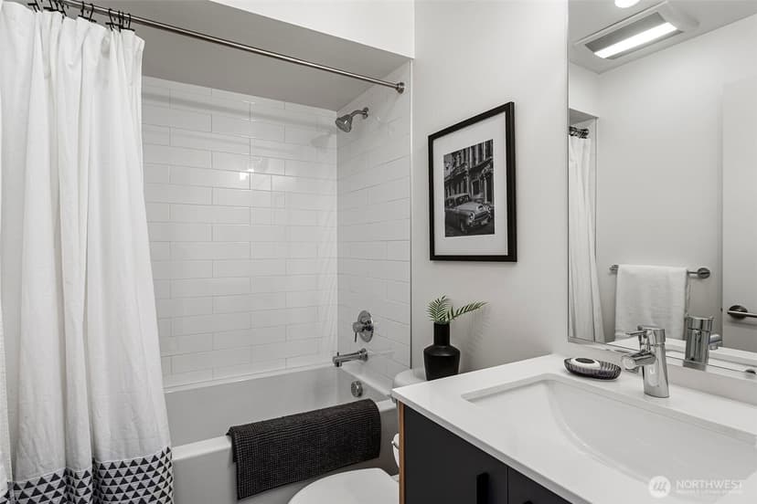 Property photo for 2314 Thorndyke Avenue W #B, Seattle photo 8