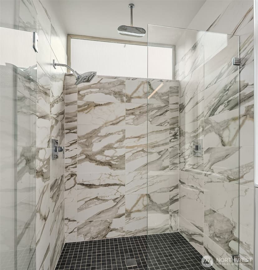 Property photo for 3614 B 36th Avenue S, Seattle photo 22