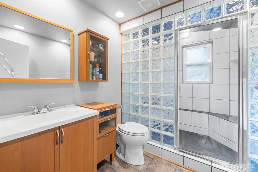 Property photo for 15903 SE 178th Court, Renton photo 16