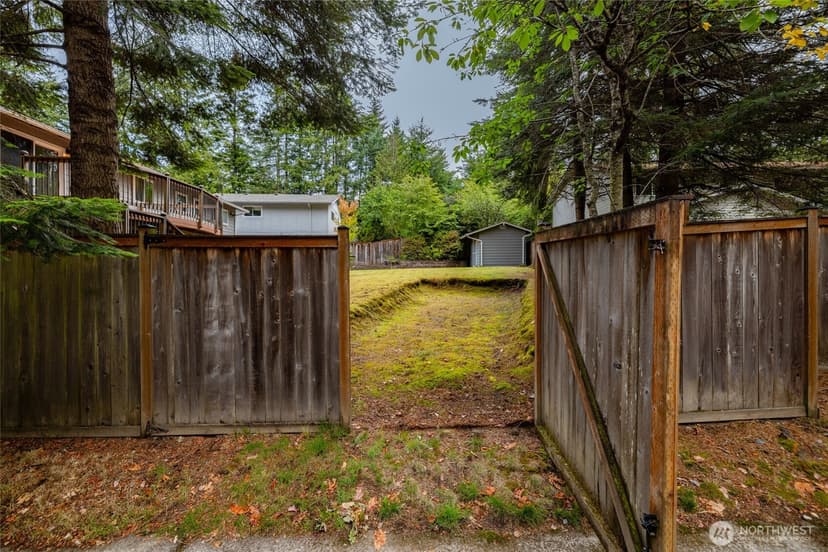 Property photo for 15903 SE 178th Court, Renton photo 24