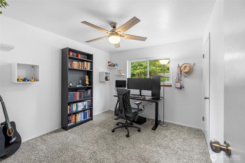 Property photo for 15903 SE 178th Court, Renton photo 12
