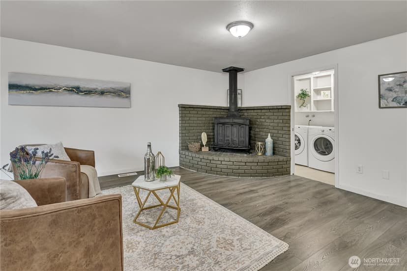 Property photo for 11404 Karshner Road E, Edgewood photo 12