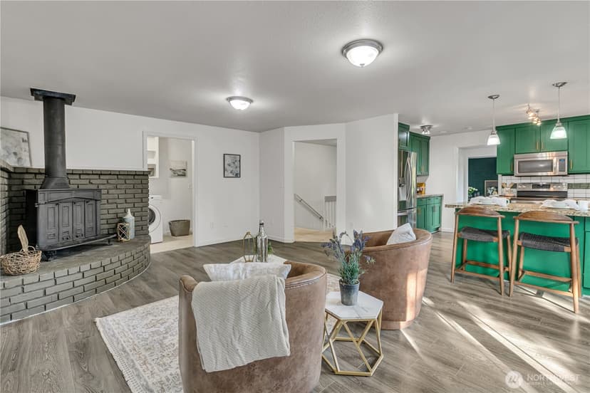 Property photo for 11404 Karshner Road E, Edgewood photo 13