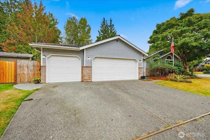 Property photo for 11825 Meridian Place SE, Lake Stevens photo 34