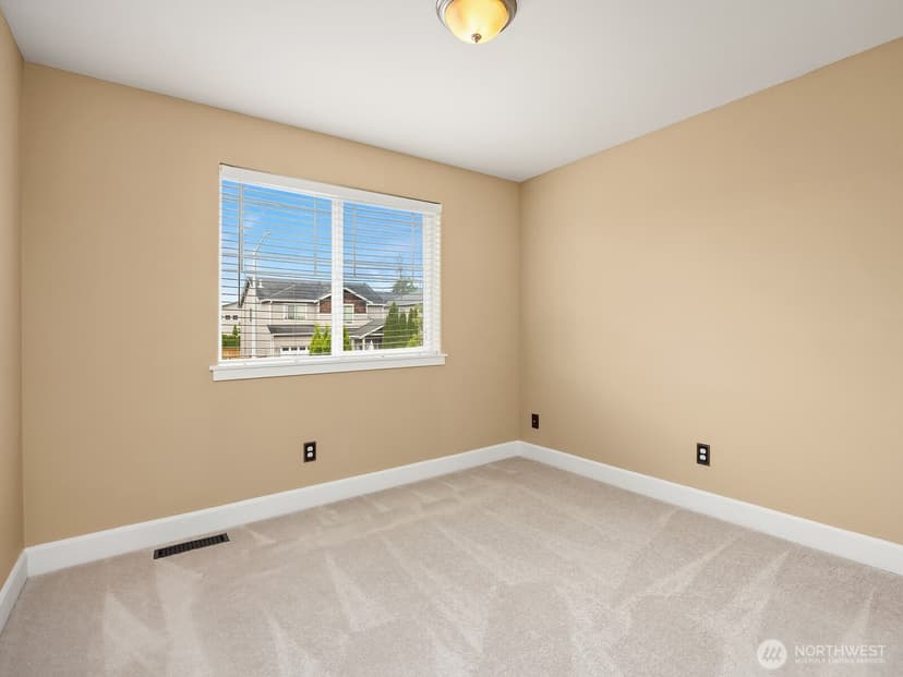 Property photo for 3115 74th Drive NE, Marysville photo 9