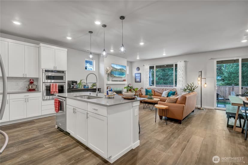 Property photo for 17908 123rd Street E, Bonney Lake photo 5