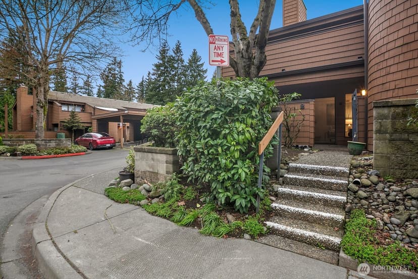 Property photo for 11510 NE 128th Street #2, Kirkland photo 24